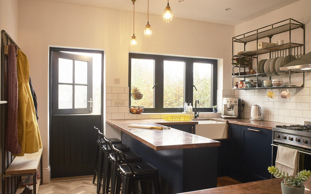 KITCHEN & DINING ROOM